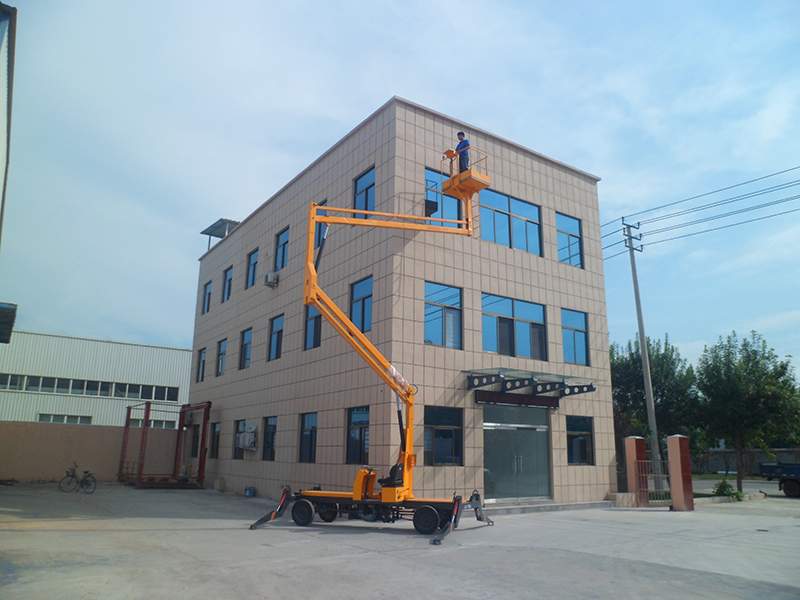 柴油曲臂升降平臺