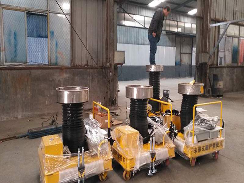 液壓升降機(jī)