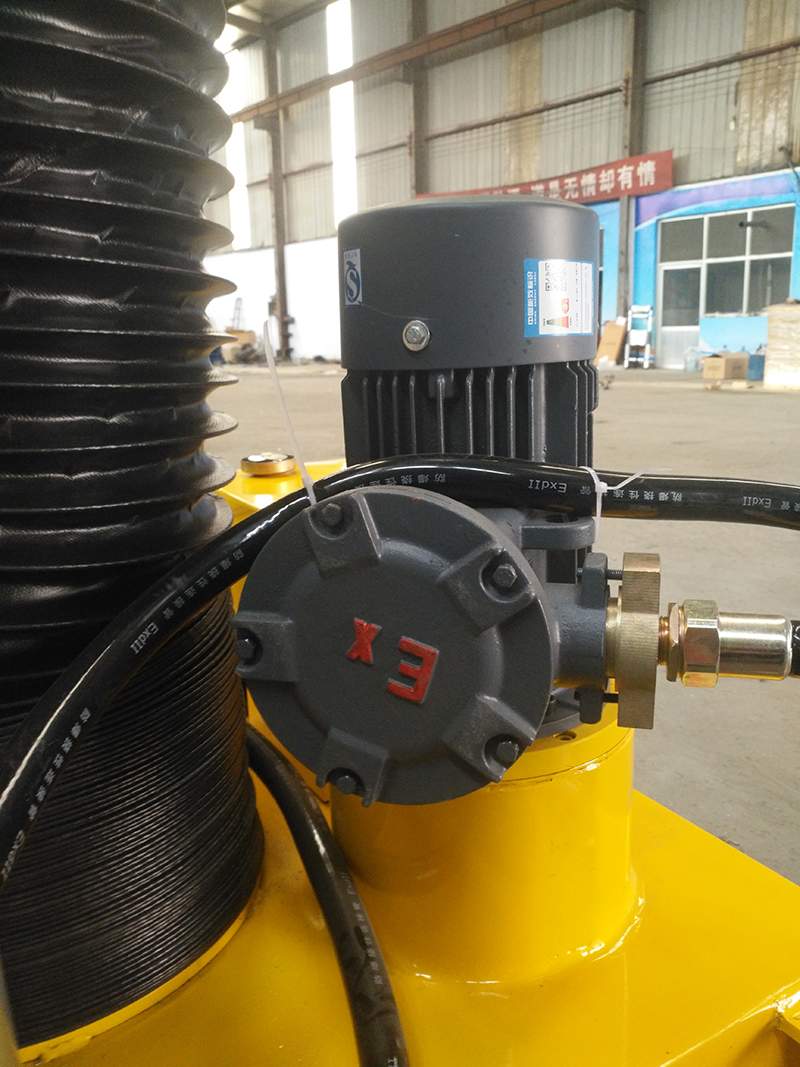 高空作業(yè)平臺(tái)